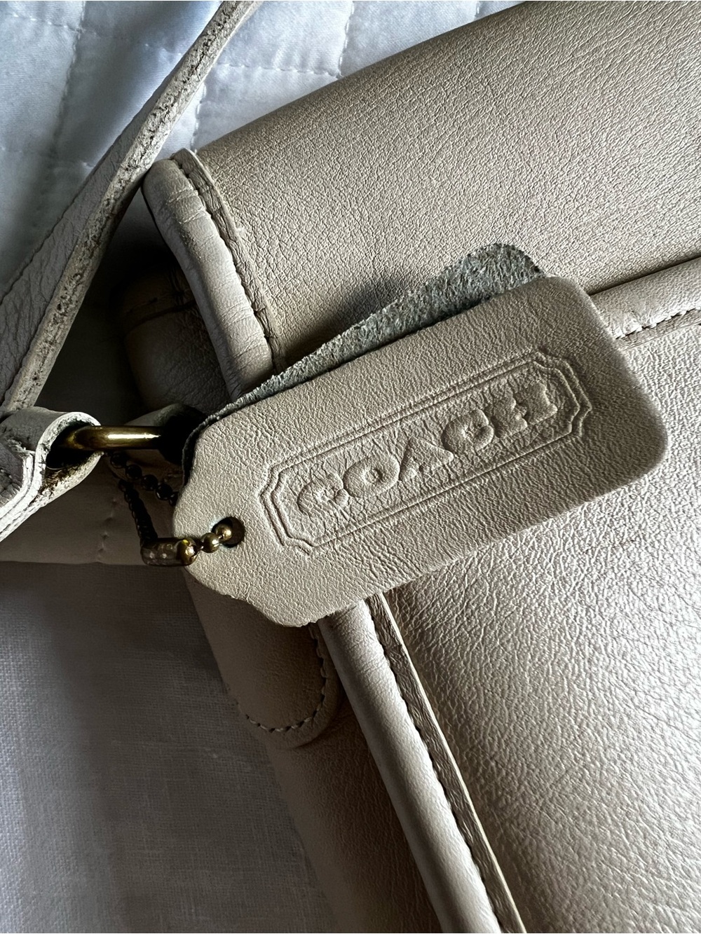 Vintage COACH City Bag 9790 Ivory Bone / Cream Leather Made in USA Crossbody - Picture 6 of 10